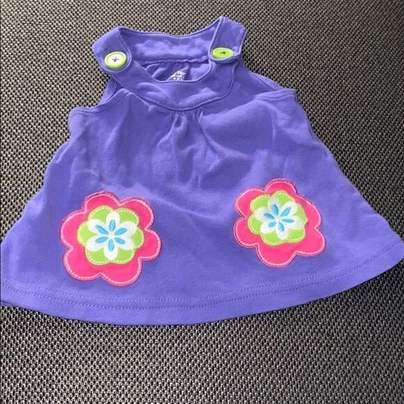 Carters    - Picture 1 of 3